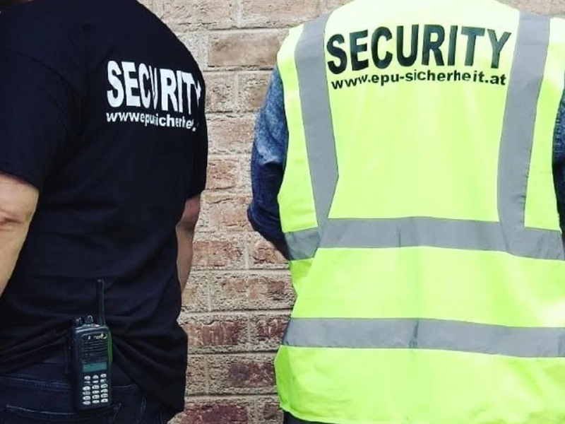 Zwei Security Guards